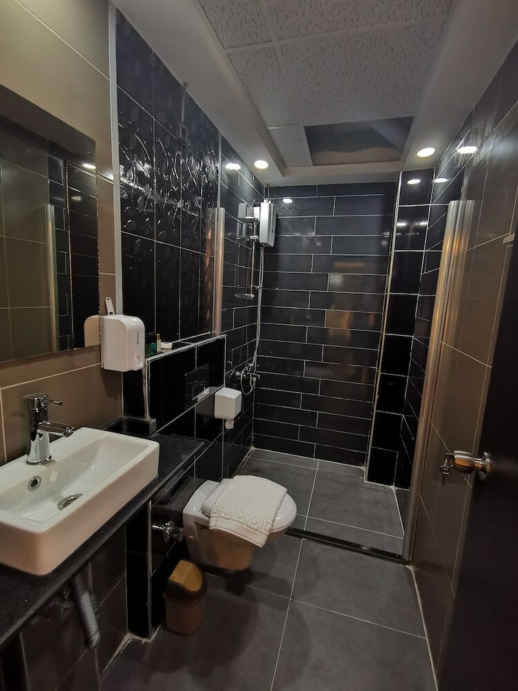 Hotel Beyond Otel
