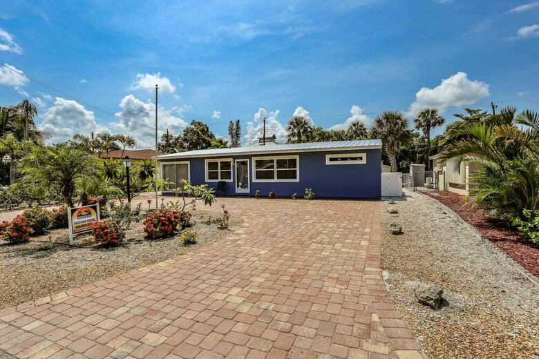 180 Hibiscus Dr. - M