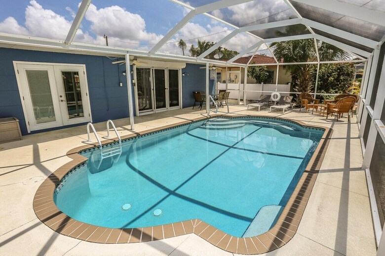 180 Hibiscus Dr. - M