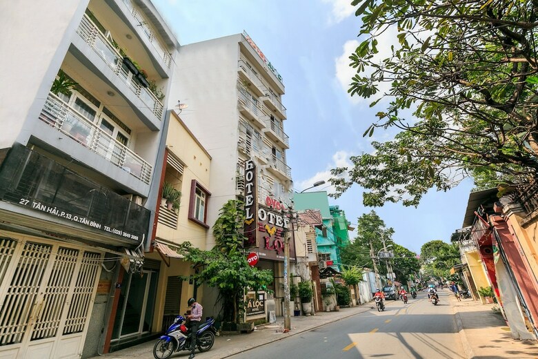 Oyo 500 A Loc Hotel