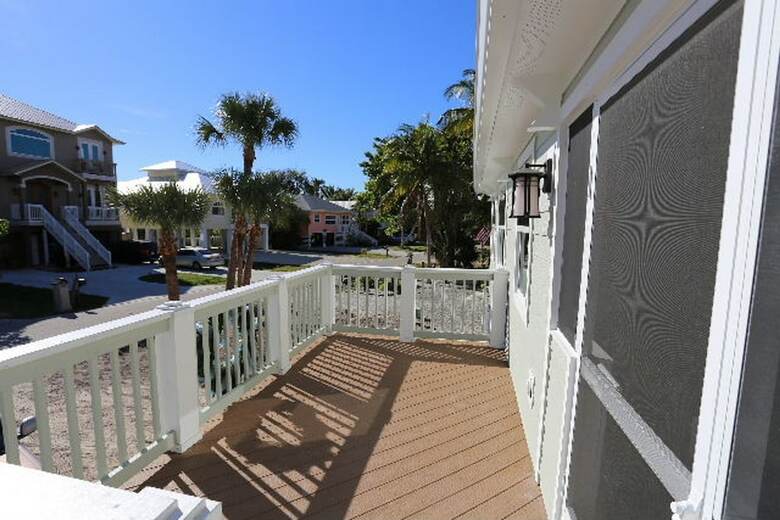 141 Coconut Dr. - M
