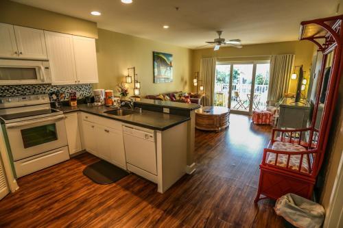 Harbor House 205