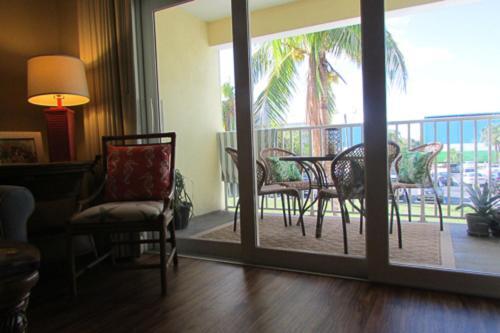 Harbor House 205