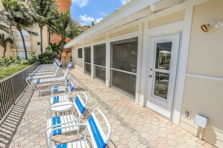 Riviera Club 1001