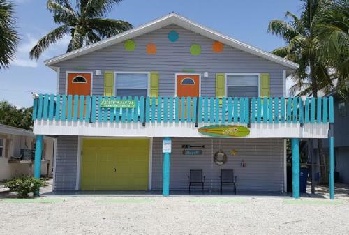 5583 Estero Blvd Iguana Mama's Beach House