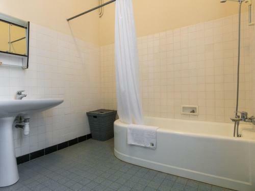 Holiday Home G�te Du Ch�teau