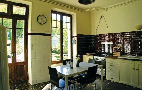 Holiday Home Terrasson-lavilledieu Rue Gaston Sarnel