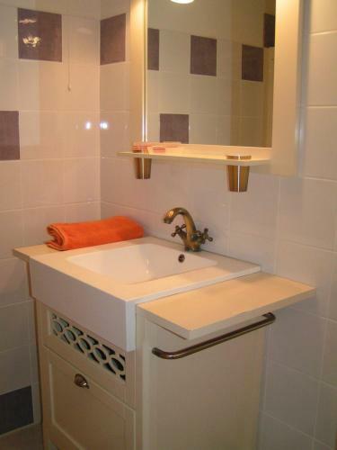 Hostal Chambres D'h�tes Au Bord De S�vre