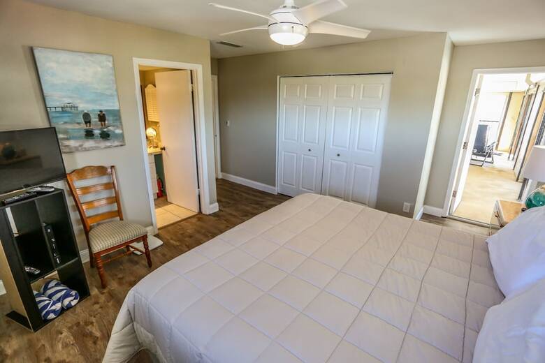 Kona Beach Club 308