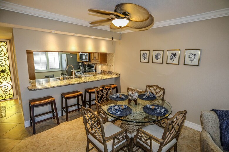 Bay Village 252