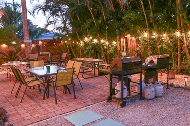 235 Mango - Little Palm