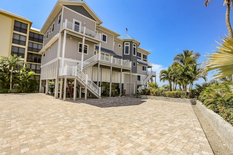 30-40 Gulf Beach Road Southern Dream Whole House