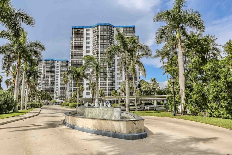 Ocean Harbor 102a