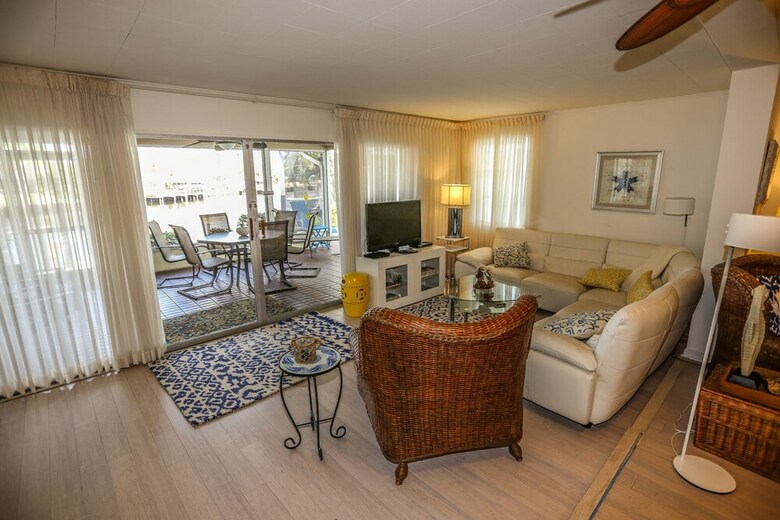 5155 Williams Dr. - M