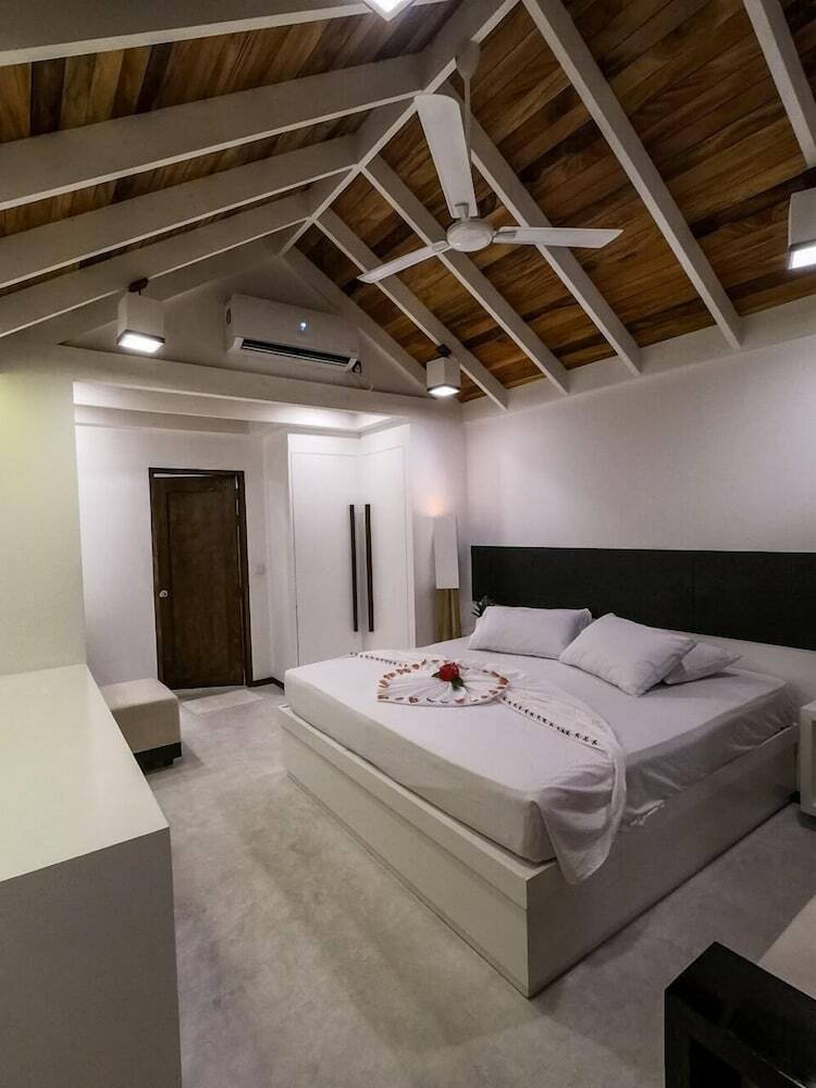 Hotel Brickwood Holiday Home
