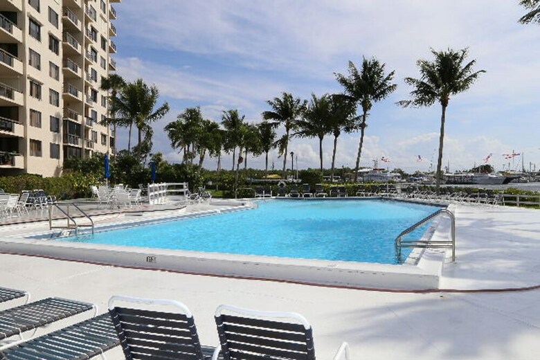 Boardwalk Caper 525