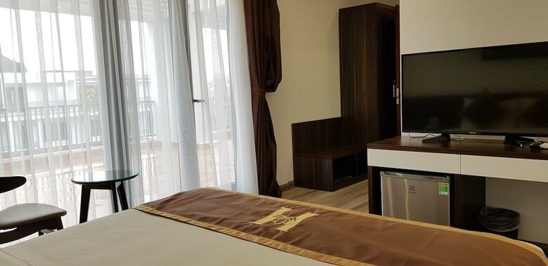 Helen Halong Hotel