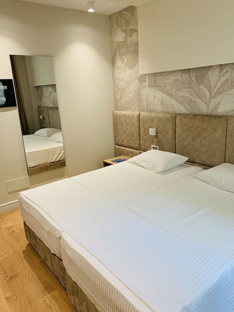 Hotel Marina Premium