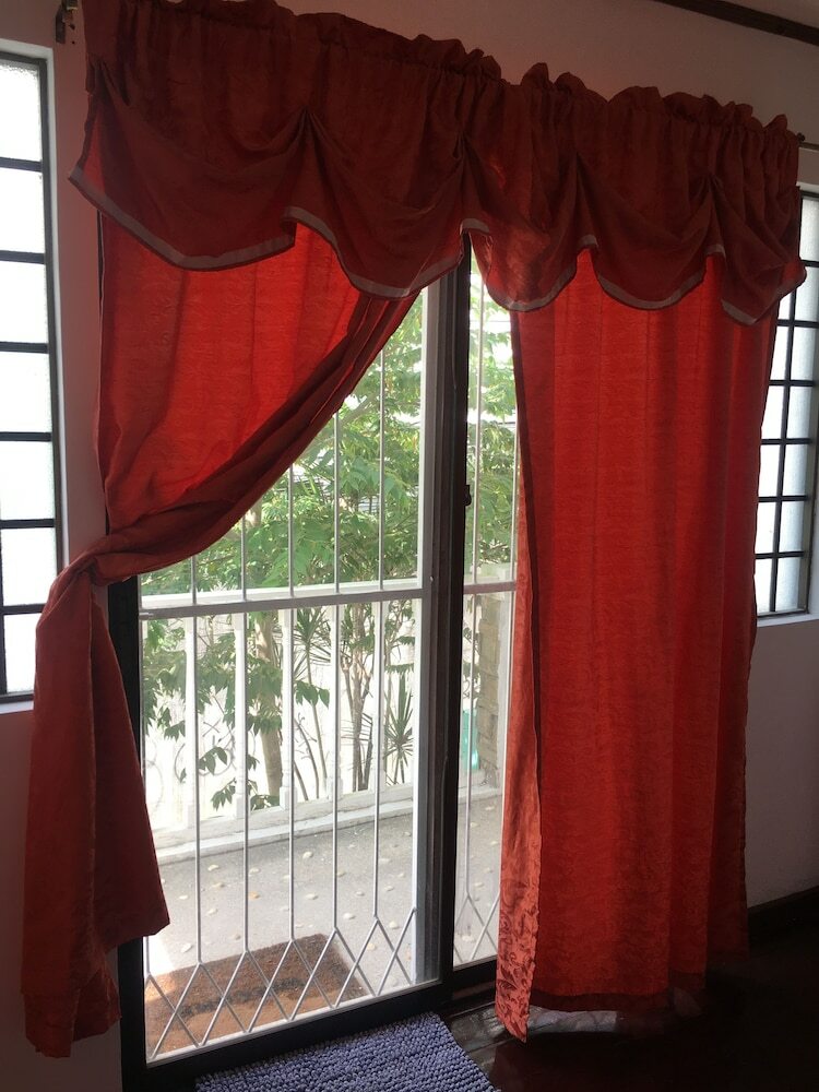 Hostal Joyful Island Hostel - Mactan Beach