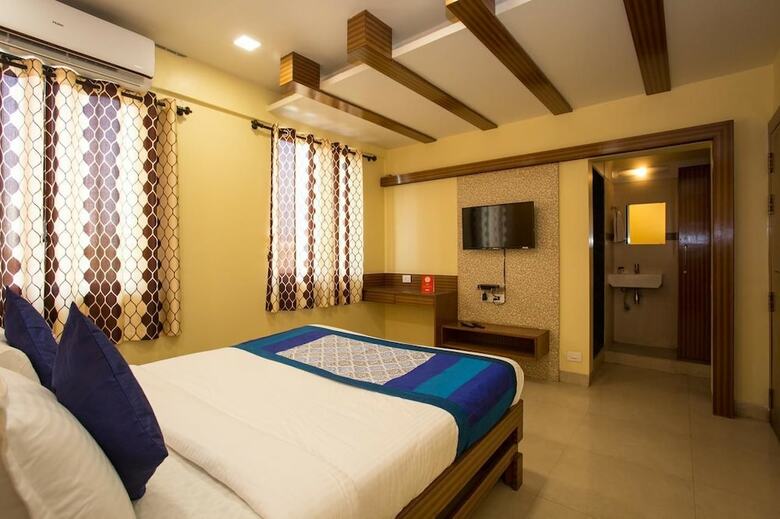 Hotel Nanashree Executive