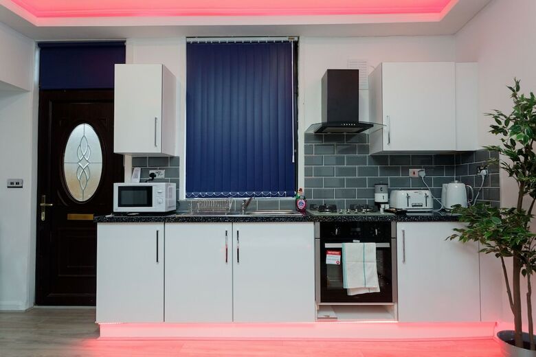 Towler House Apartments 6 Beds In 3 Bedrooms