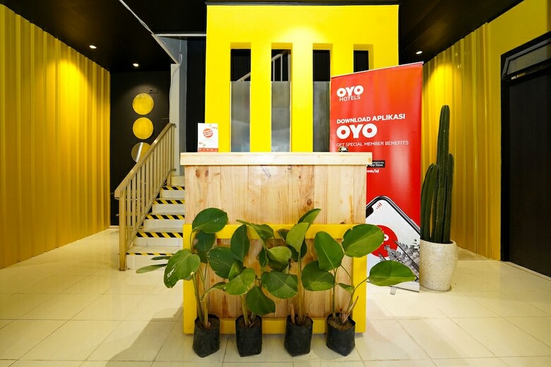 Hotel Oyo 1293 Claudya Residence