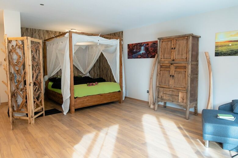 Apartment Schwarz Waldperle