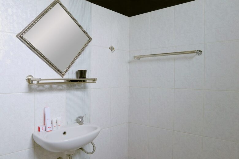 Oyo 1386 Hotel Grand Gabelo