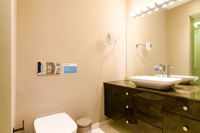 142m� Homm Bright Alimos Apartment With Marina View