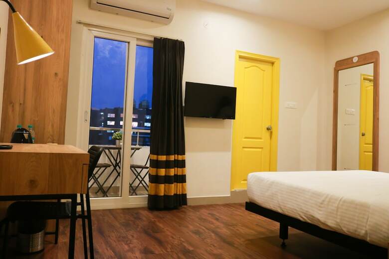 I- Stay Hotels -hitec