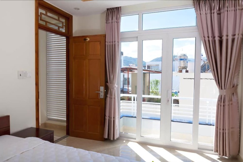 Hotel Oyo 587 Trang Long