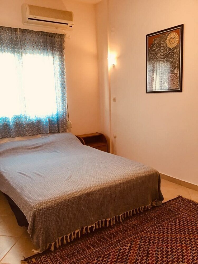 Apartamentos Plaka Sea View