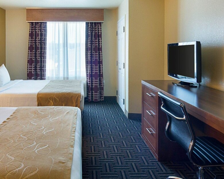 Hotel Comfort Suites