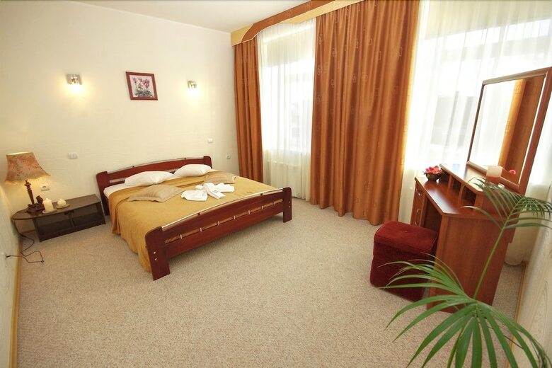Good Stay Hotel Dinaburg