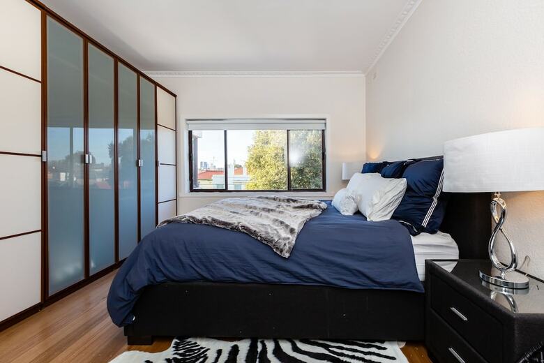 Lighthouse Cozy 2bdr With City Views