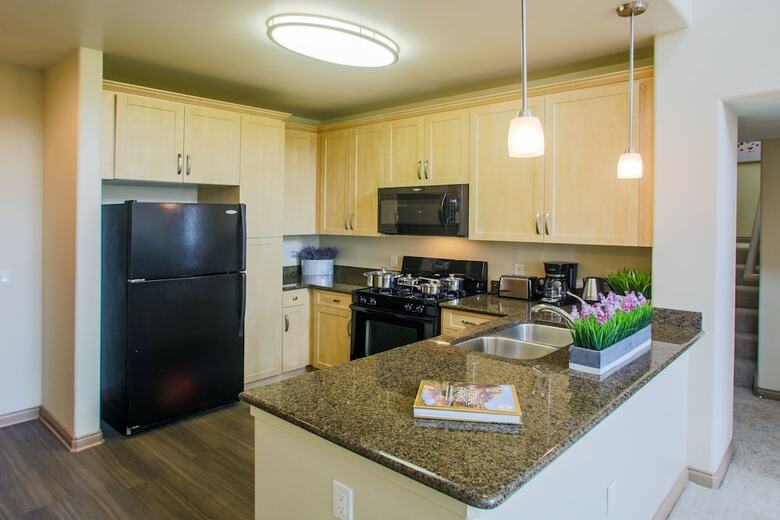 Apartamentos Irvine Luxury Suites