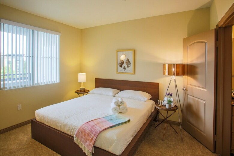 Apartamentos Irvine Luxury Suites