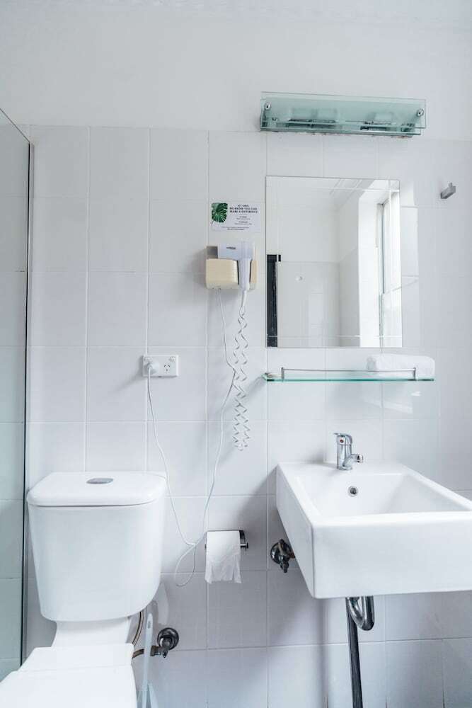 Uno Hotel Sydney
