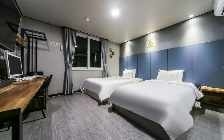 Hotel Luxury Motel