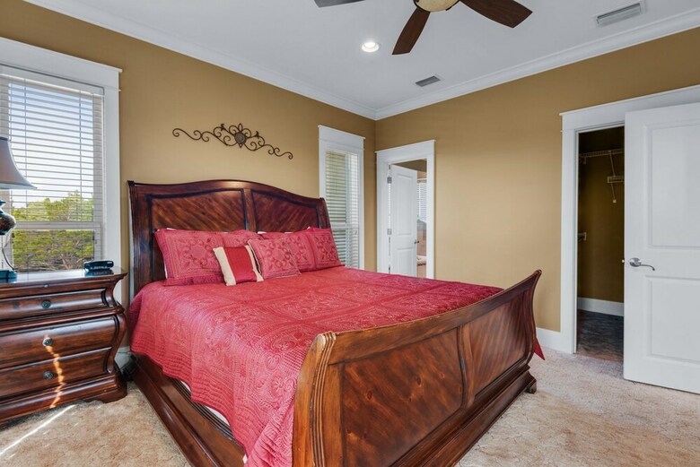 6 Bd Tropical Getaway With Pool & Beach Access!