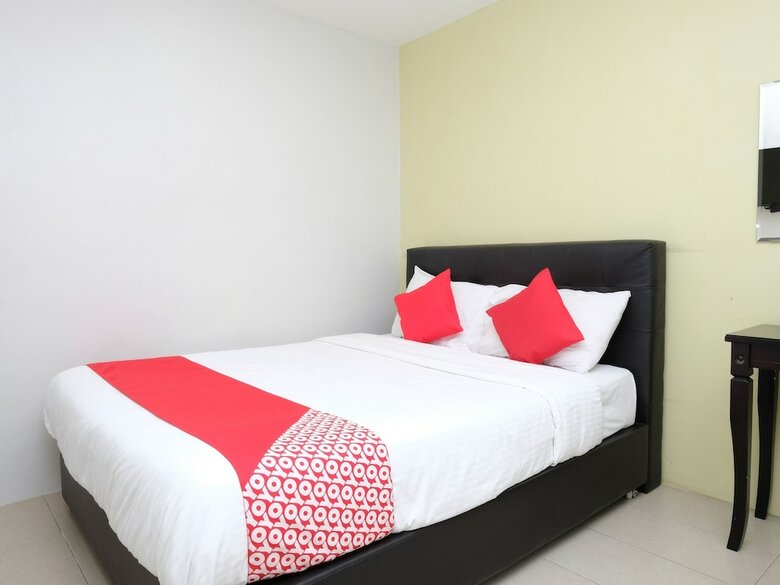 Oyo 89304 Elite Hotel