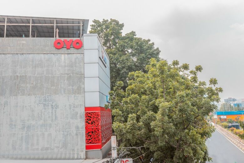 Oyo 1229 Dc Hotel Pramuka