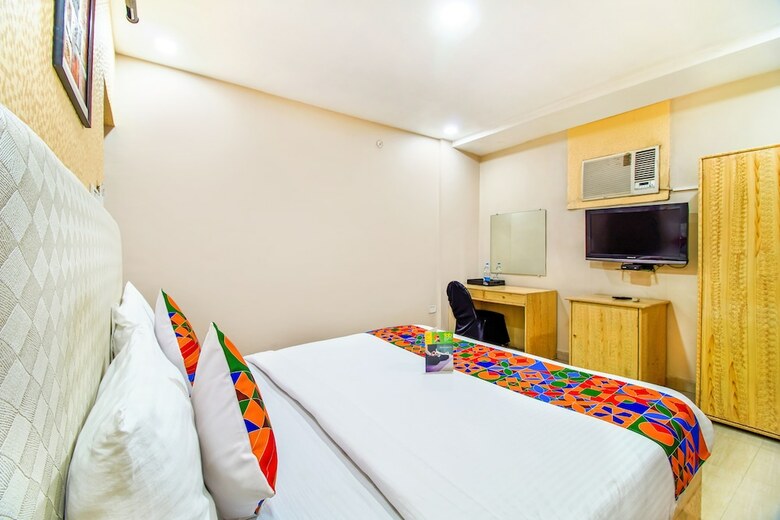 Fabhotel New Buddha Inn