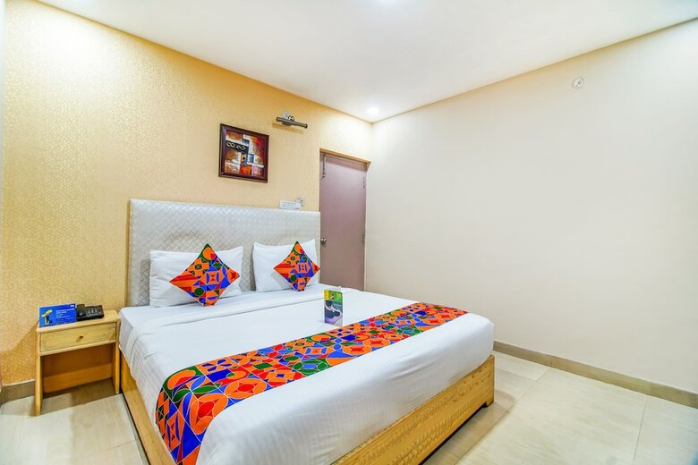 Fabhotel New Buddha Inn