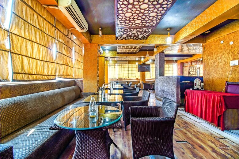 Fabhotel New Buddha Inn