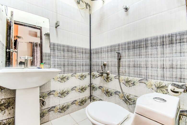 Hotel Fabexpress Goyal Residency