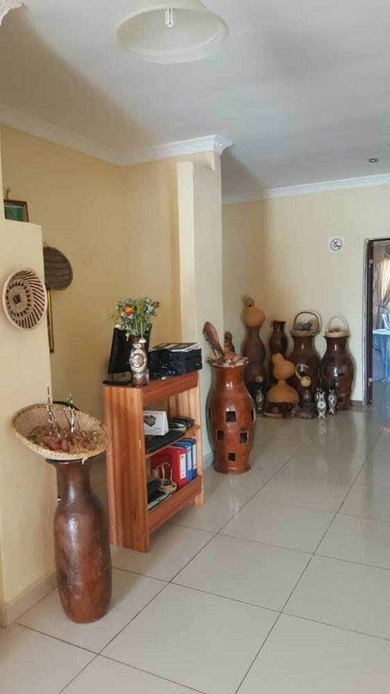 Hotel Twin Cave Lodge