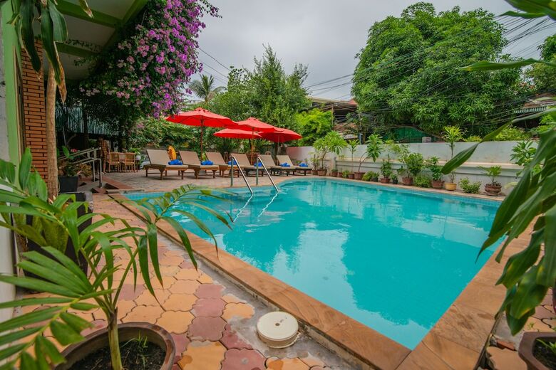 Bed & Breakfast Five Rose Siem Reap Hostel
