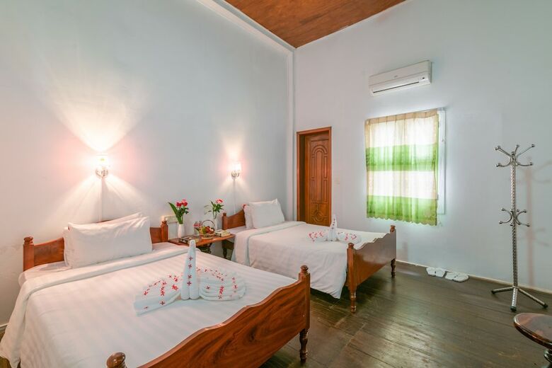 Bed & Breakfast Five Rose Siem Reap Hostel