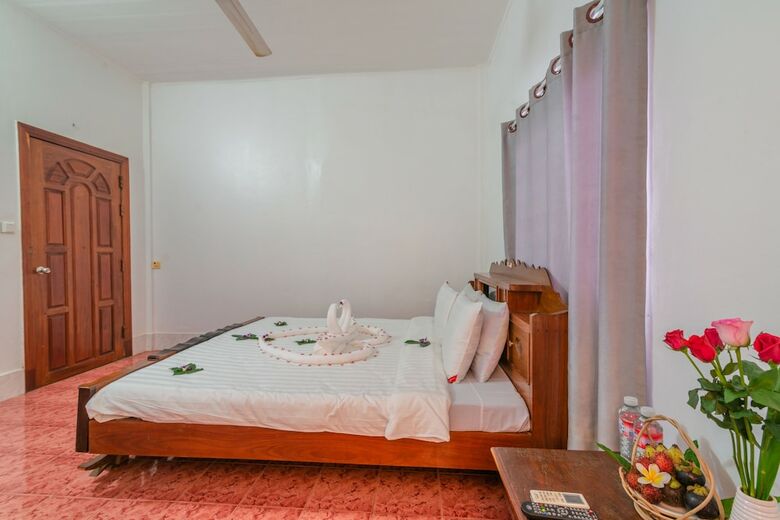 Bed & Breakfast Five Rose Siem Reap Hostel